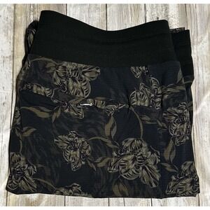 EUC Athleta Trekkie north printed Floral jogger.  Size 16‎ Tall.  Olive Green.